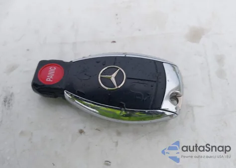 2008 Mercedes-Benz C 300 Luxury/Sport z USA, uszkodzony, nr VIN WDDGF54X68F071168